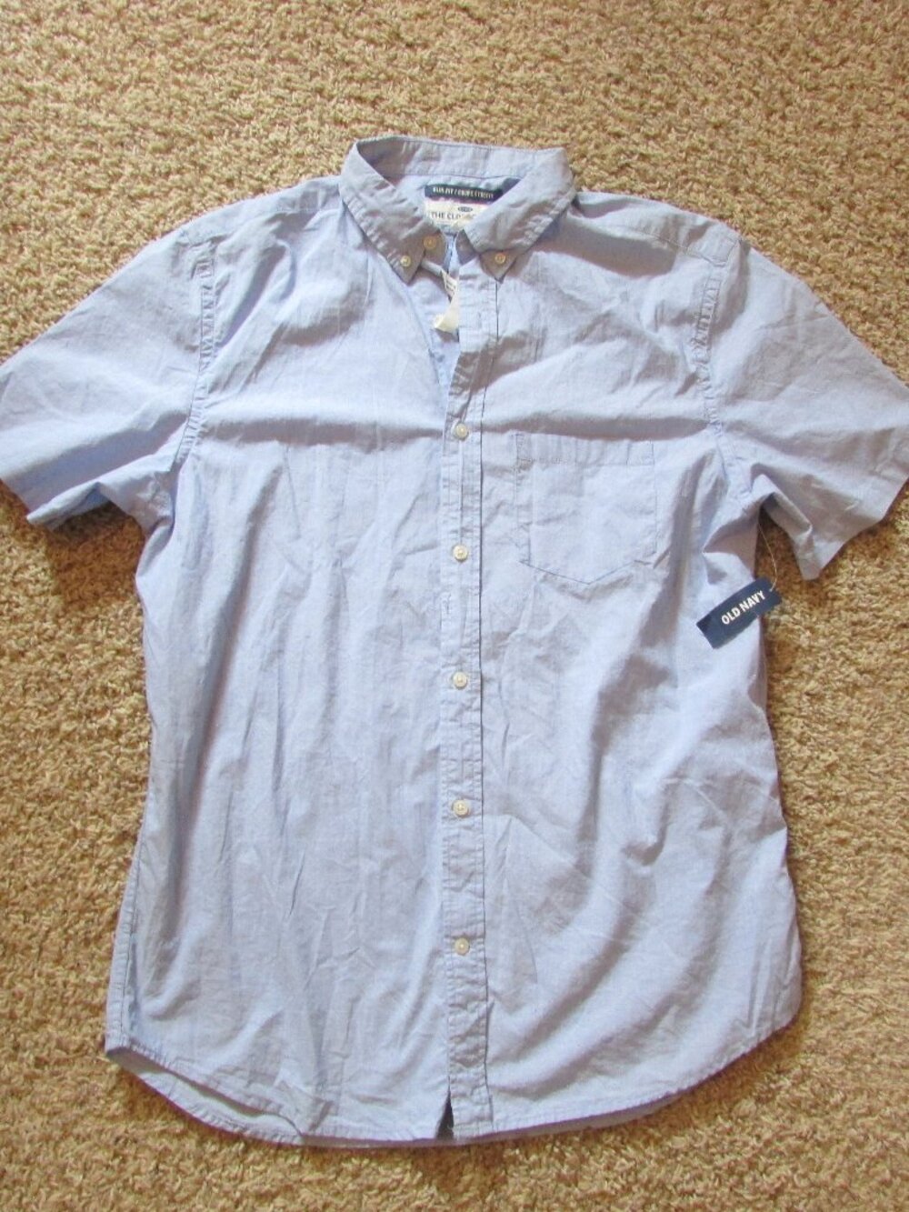 NWT Old Navy Slim Fit Large The Classic Shirt Button Front Light Blue Pocket